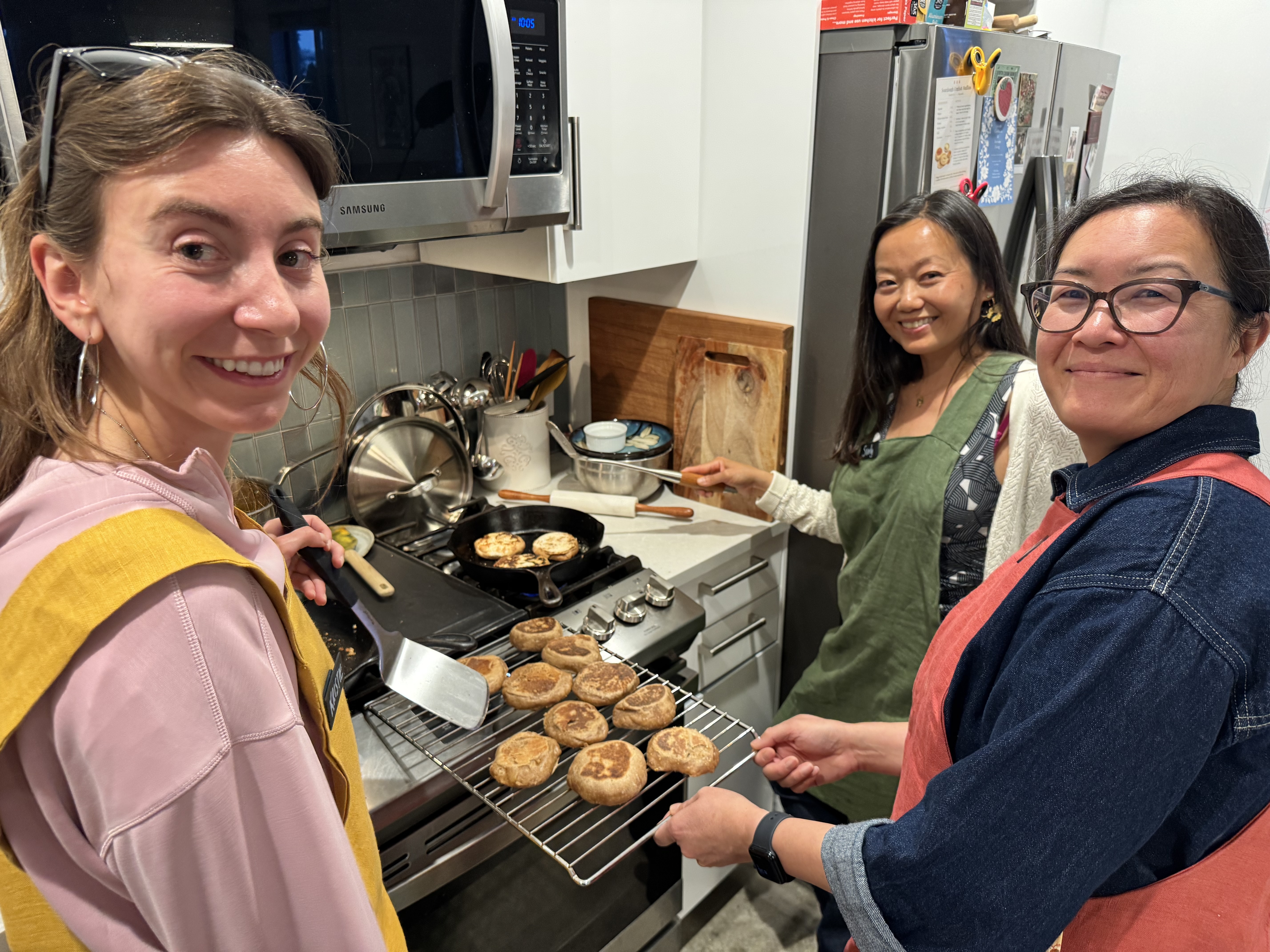 bake fresh english muffins